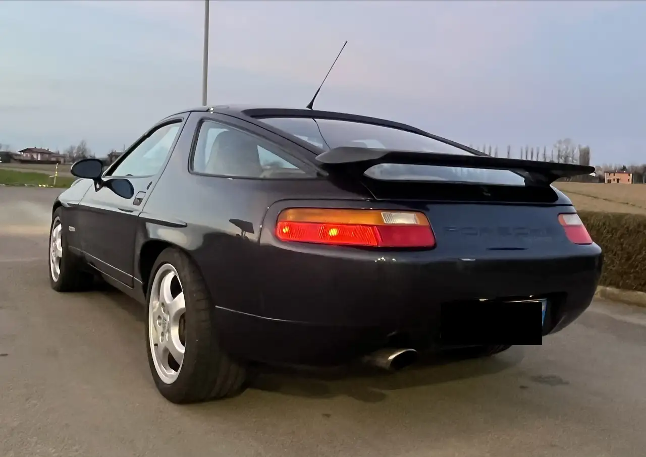 Porsche 928 5.0 S4, foto 4