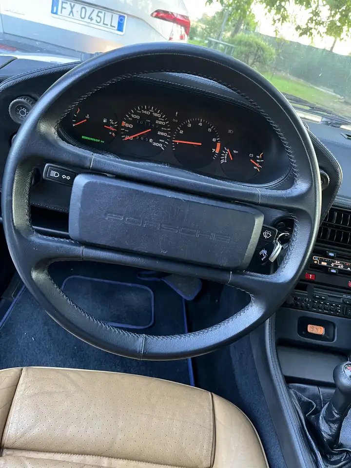 Porsche 928 5.0 S4, foto 8
