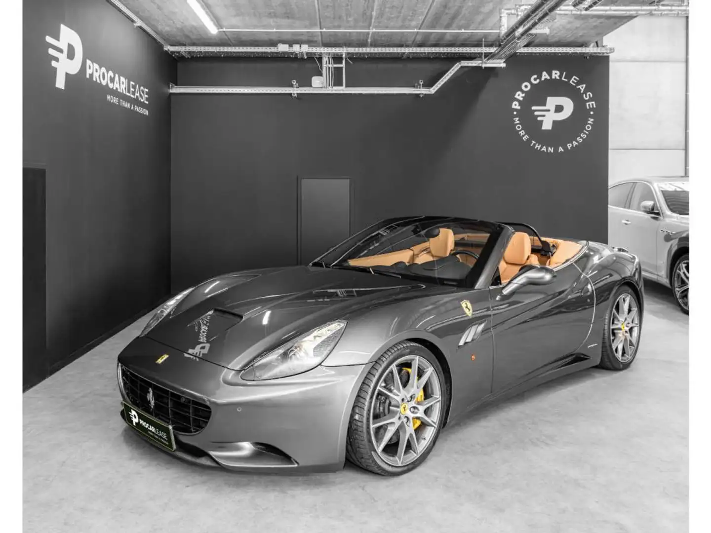 Ferrari California 4.3 V8/20\u0027/LIFT/FULL SERVICE FERRARI/EXCLUSIVE Grijs - 1