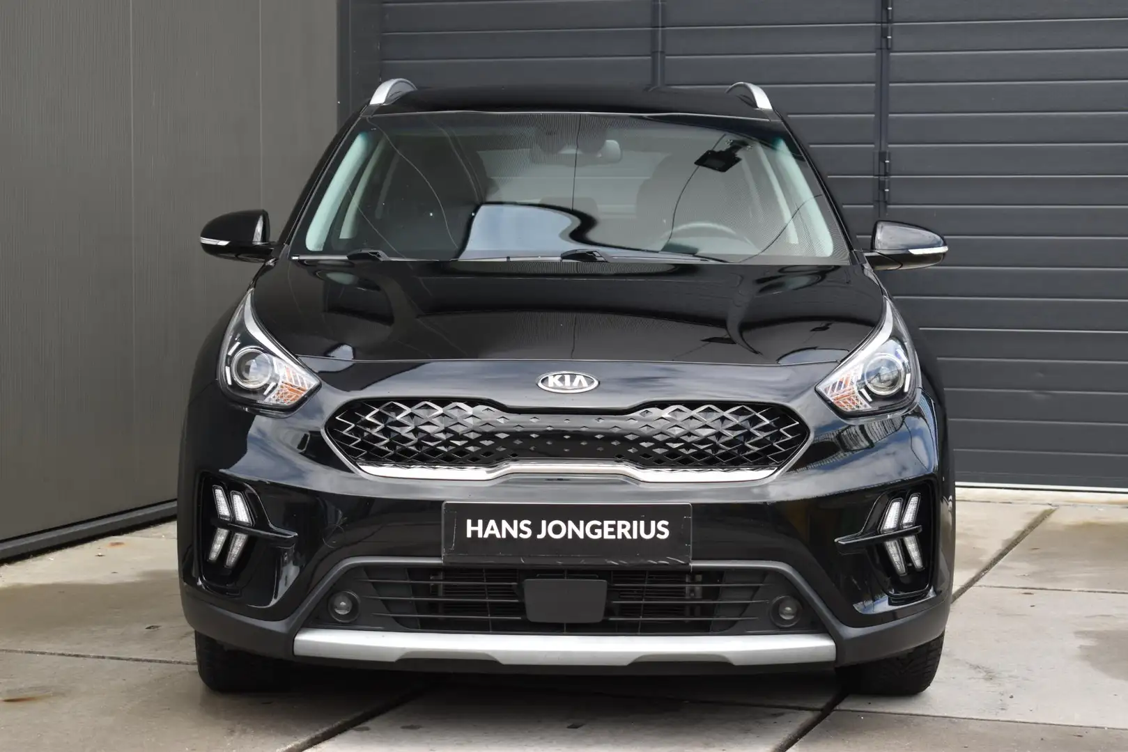 Kia Niro 1.6 GDi Hybrid DynamicLine | AUTOMAAT | CAMERA | N Zwart - 2