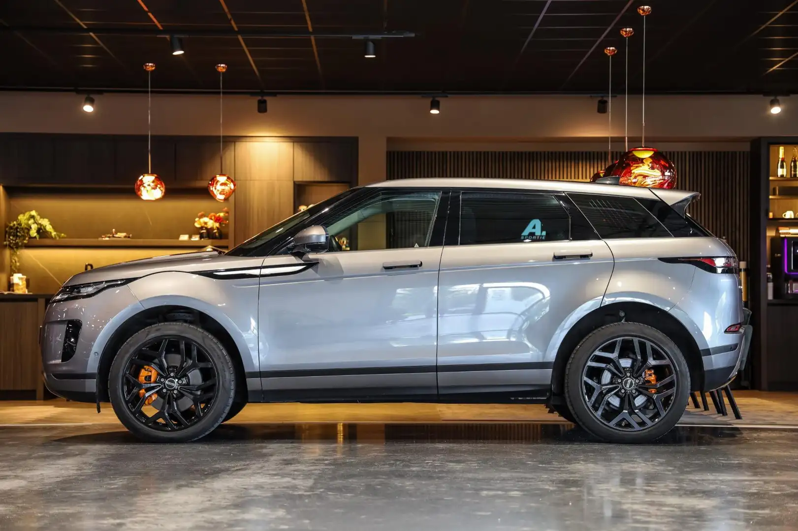 Land Rover Range Rover Evoque P200 AWD S, 200 PK, Pano/Dak, Adapt. Cruise/Contro Grijs - 2