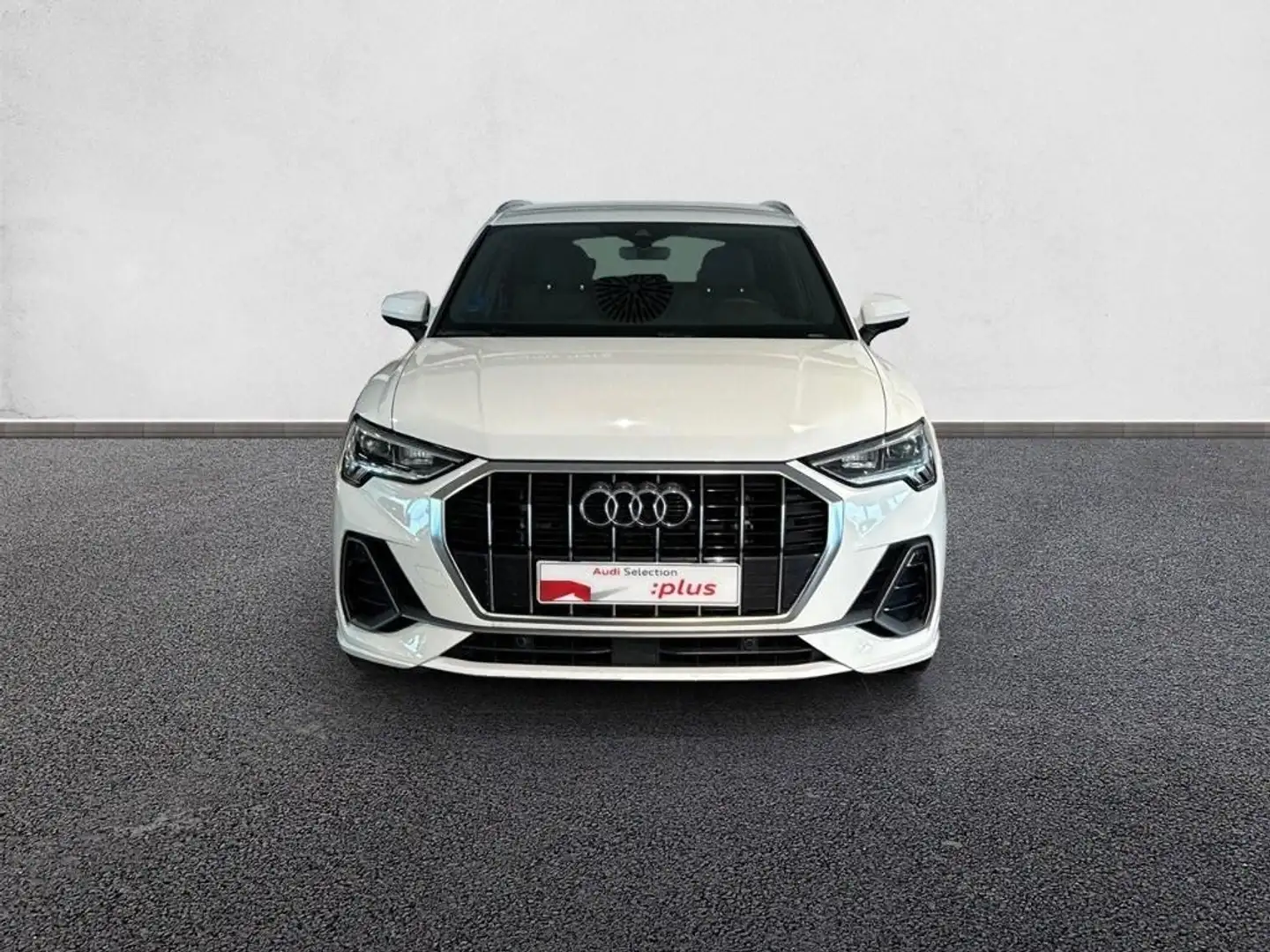 Audi Q3 45 TFSIe Black line S-tronic Blanc - 2