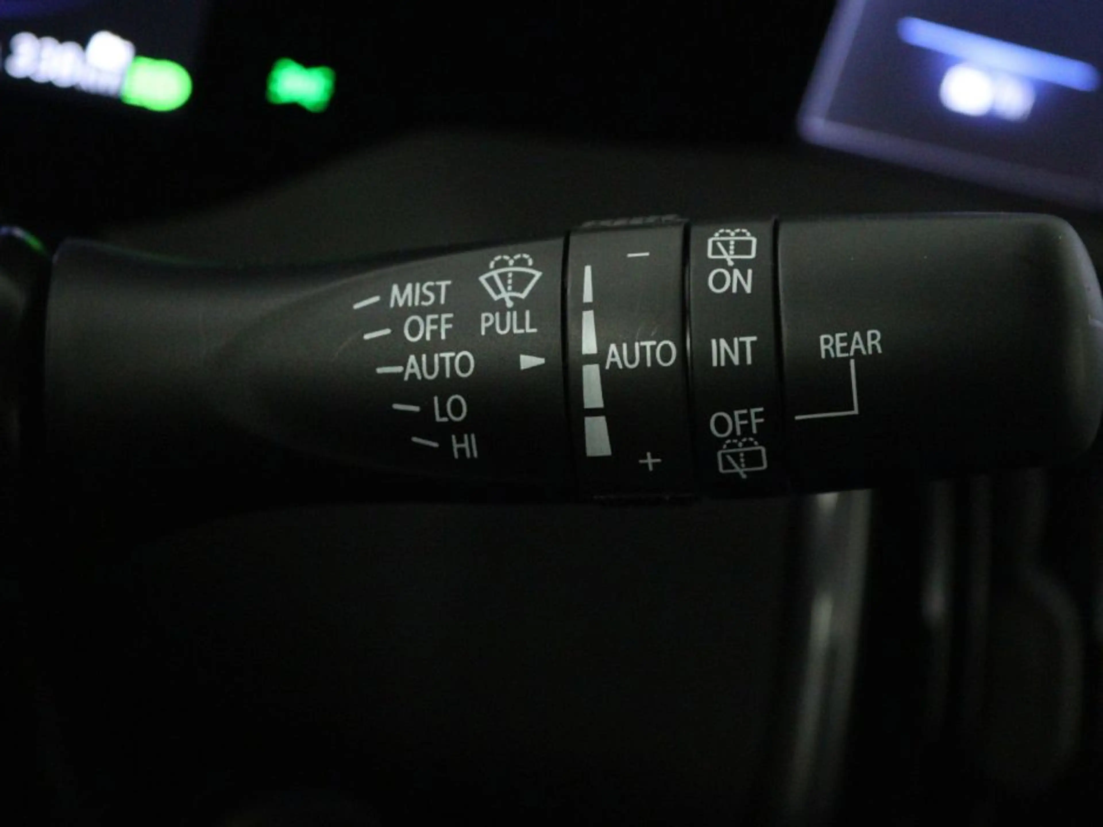 Toyota Urban Cruiser Executive 61 kWh — photo 8