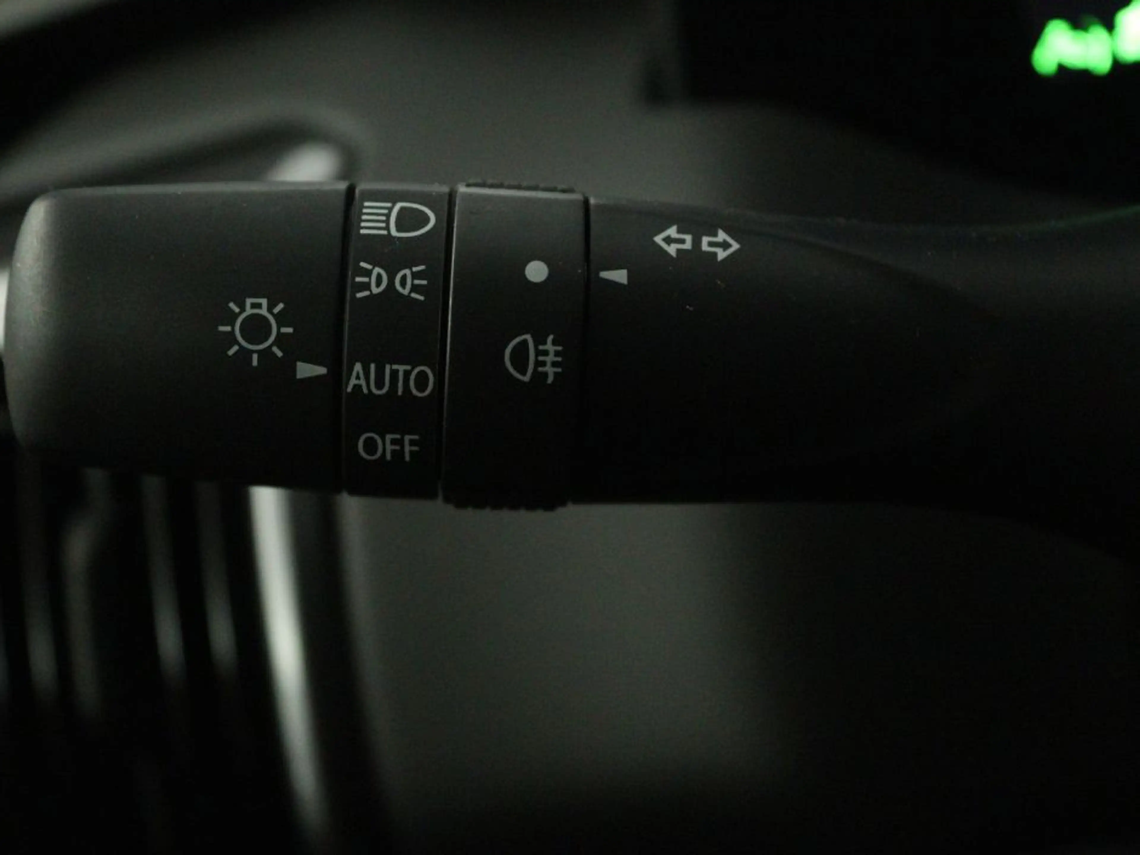 Toyota Urban Cruiser Executive 61 kWh — photo 9