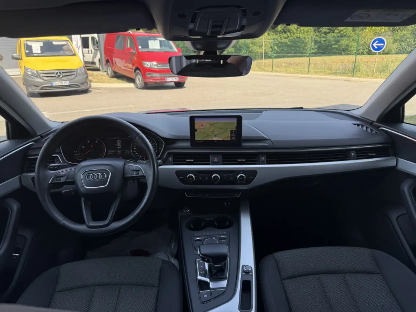 Audi A4 2.0 TDI 150CH BUSINESS LINE S TRONIC 7 Wit - 2