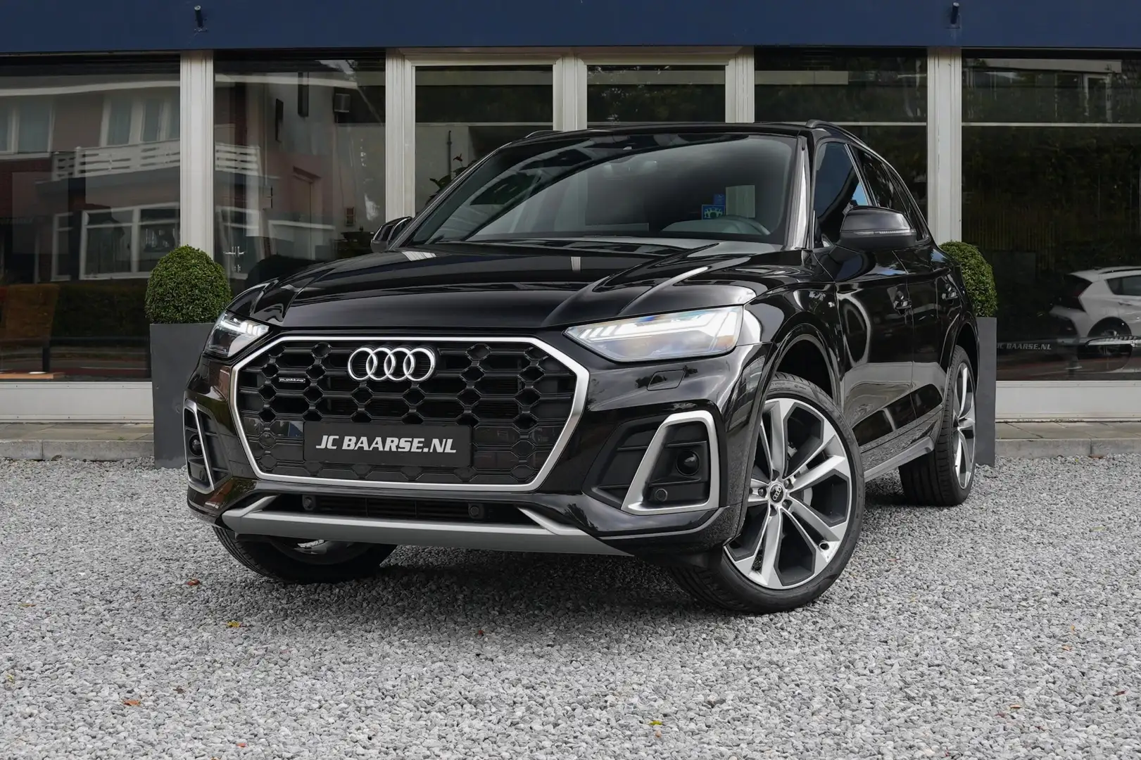 Audi Q5 55 TFSI E S EDITION Zwart - 1