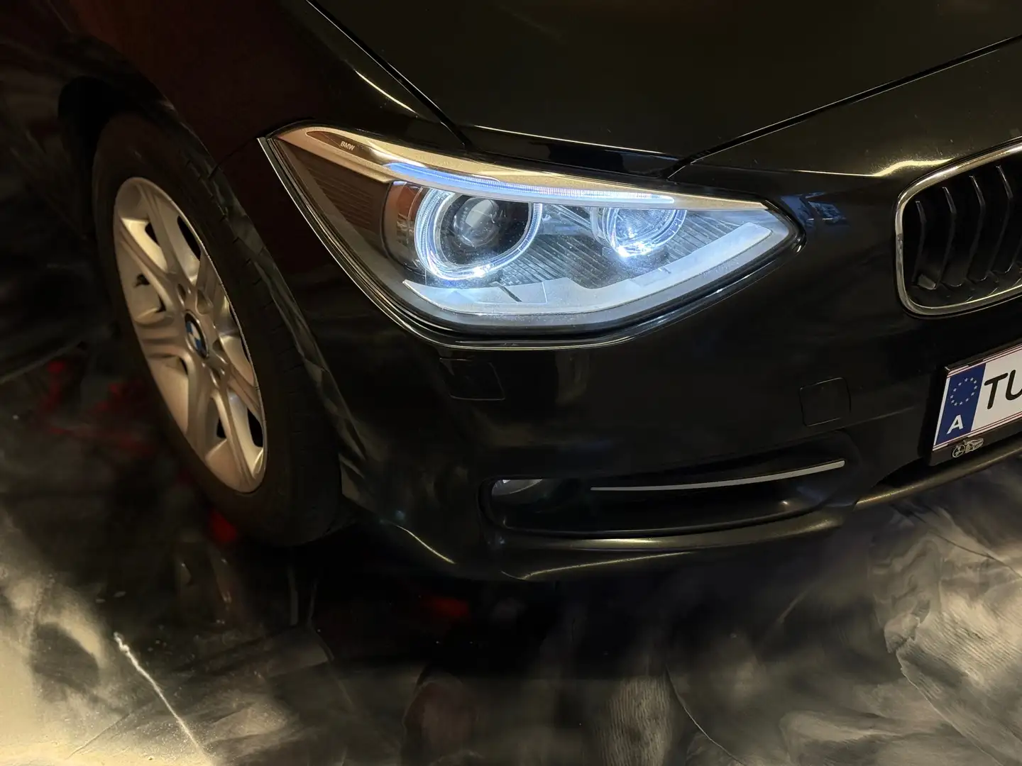 BMW 116 116 d Sport-Line Schwarz - 2