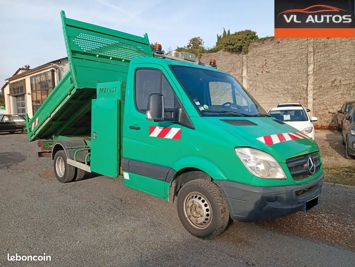 Mercedes-Benz Sprinter Mercedes 513 CDI Benne 130 cv Année 2012 Vert - 1