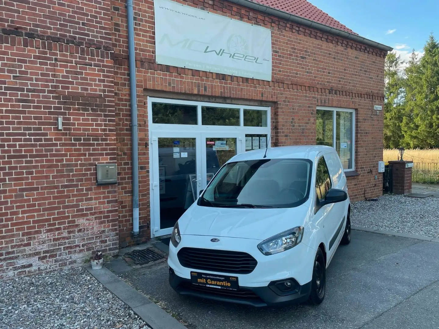 Ford Transit Courier Trend Ex Apotheke inkl. 19%MwSt Blanc - 1