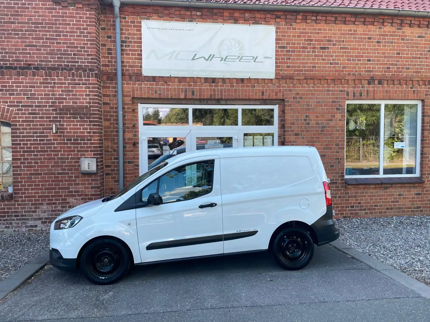 Ford Transit Courier Trend Ex Apotheke inkl. 19%MwSt Blanc - 2