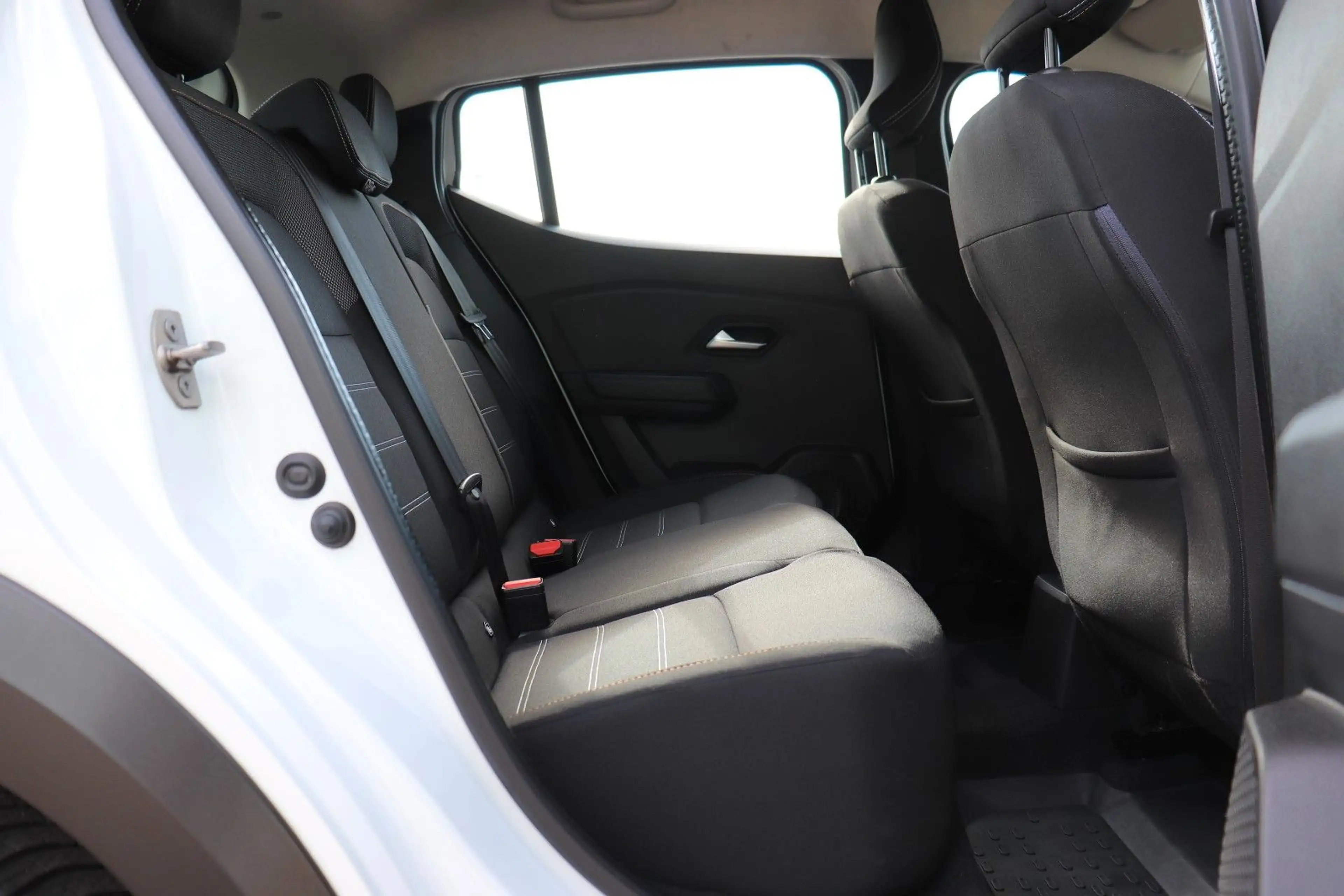 Dacia Sandero III Stepway Comfort, Navi-System, Klima — photo 13