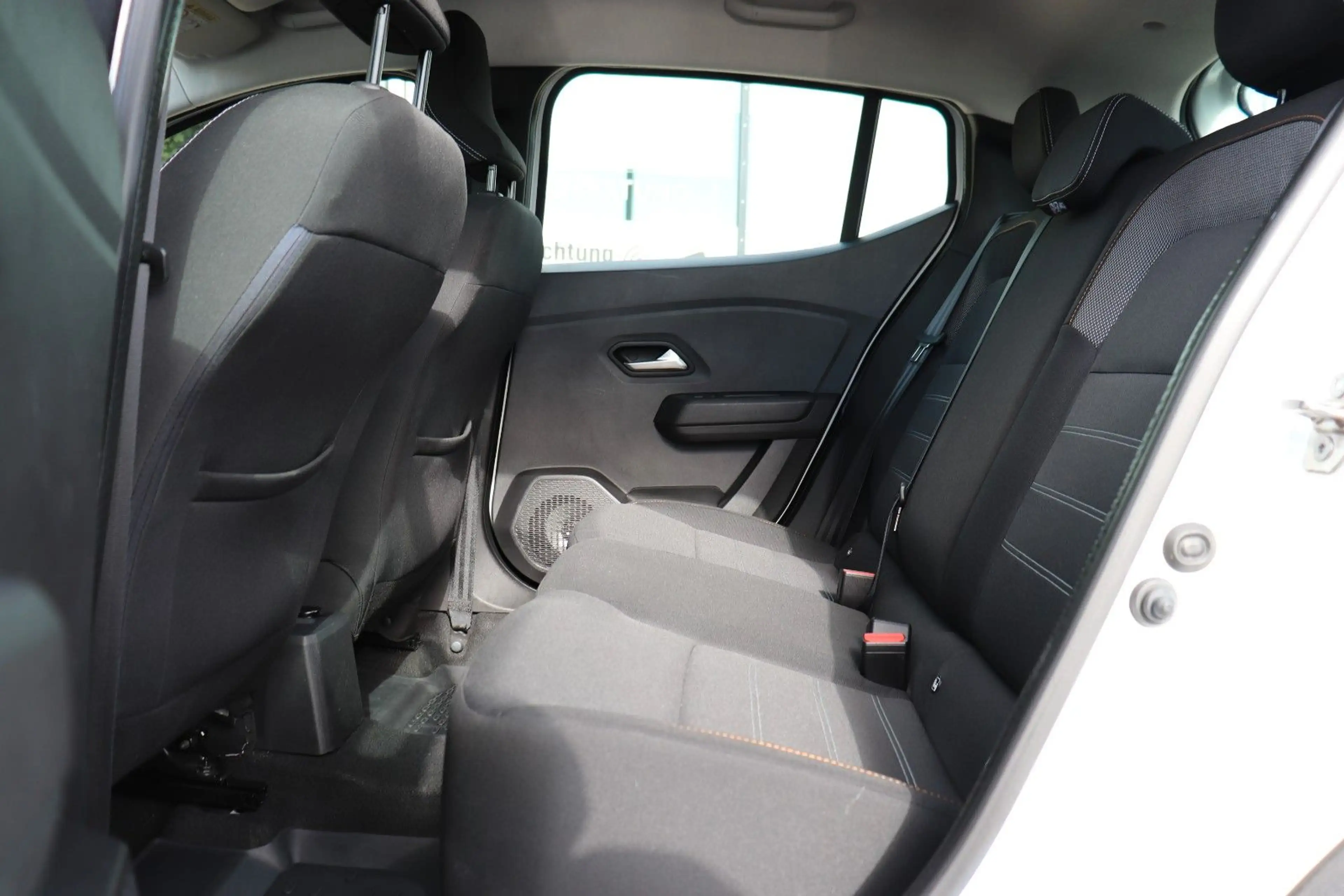 Dacia Sandero III Stepway Comfort, Navi-System, Klima — photo 11