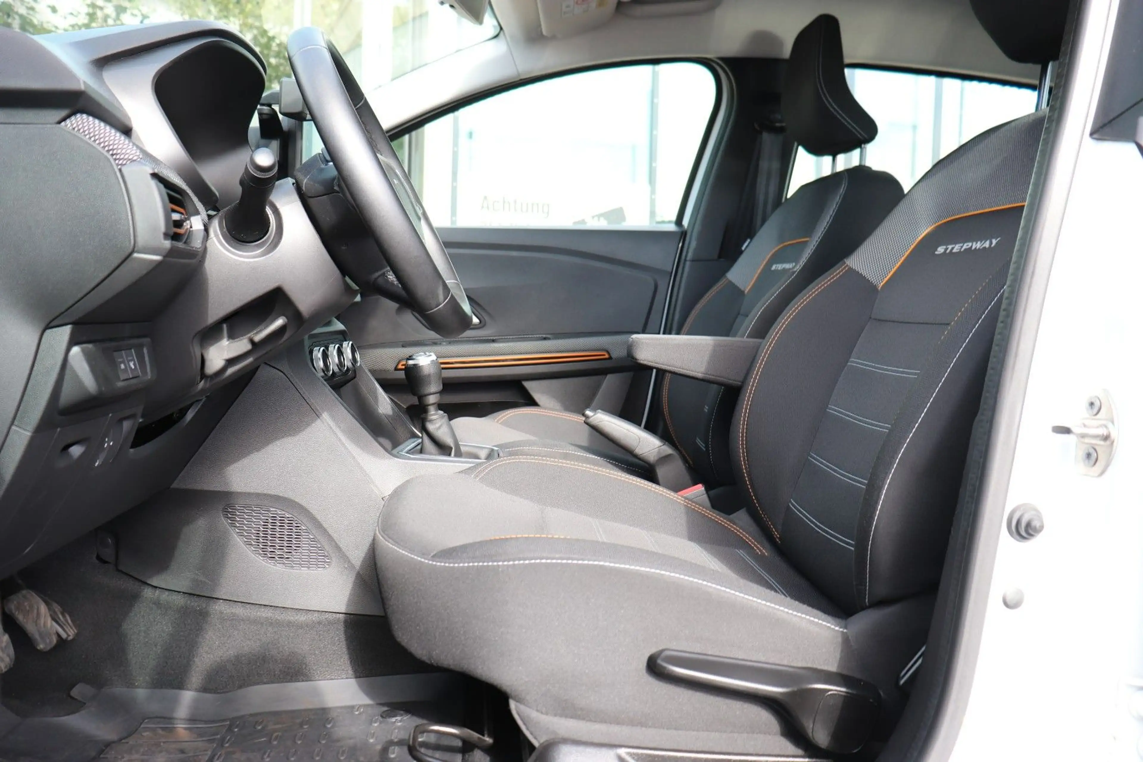 Dacia Sandero III Stepway Comfort, Navi-System, Klima — photo 10