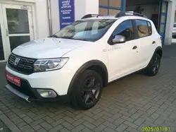Dacia Sandero TCe 90 Stepway Celebr. Navi Kamera GJR