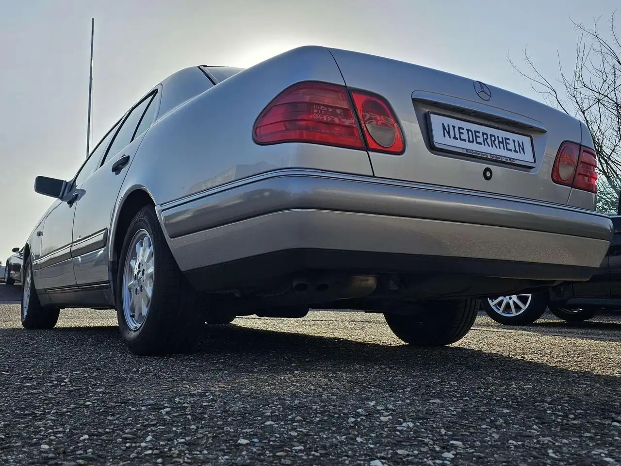 Mercedes-Benz E 240 Elegance AUTOMATIK* KLIMAANLAGE*, foto 8