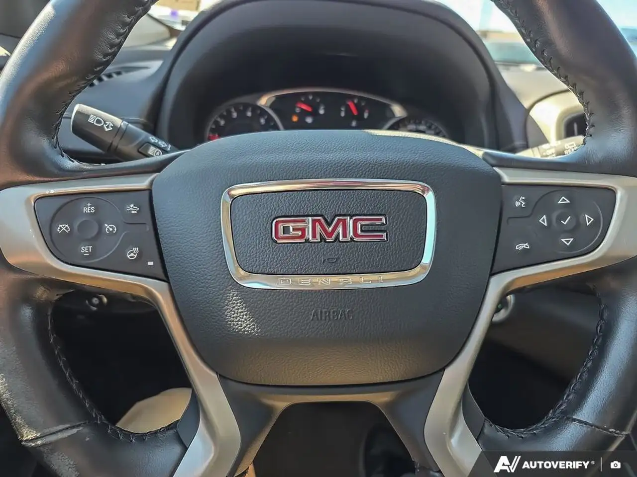 GMC Terrain снимка GMC Terrain