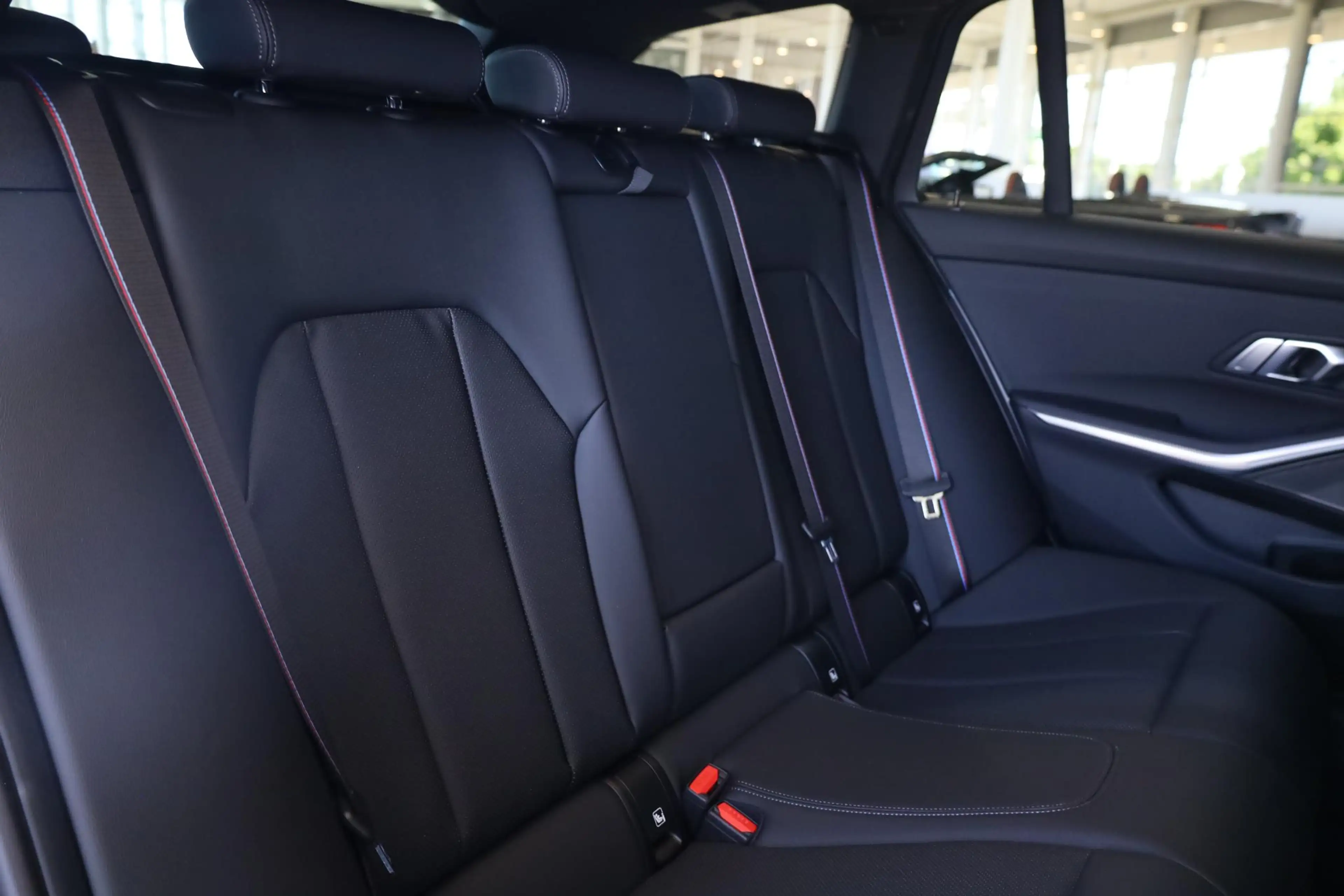 BMW 330 3 Serie Touring 330e M Sportpakket | Comfort Pack — photo 11