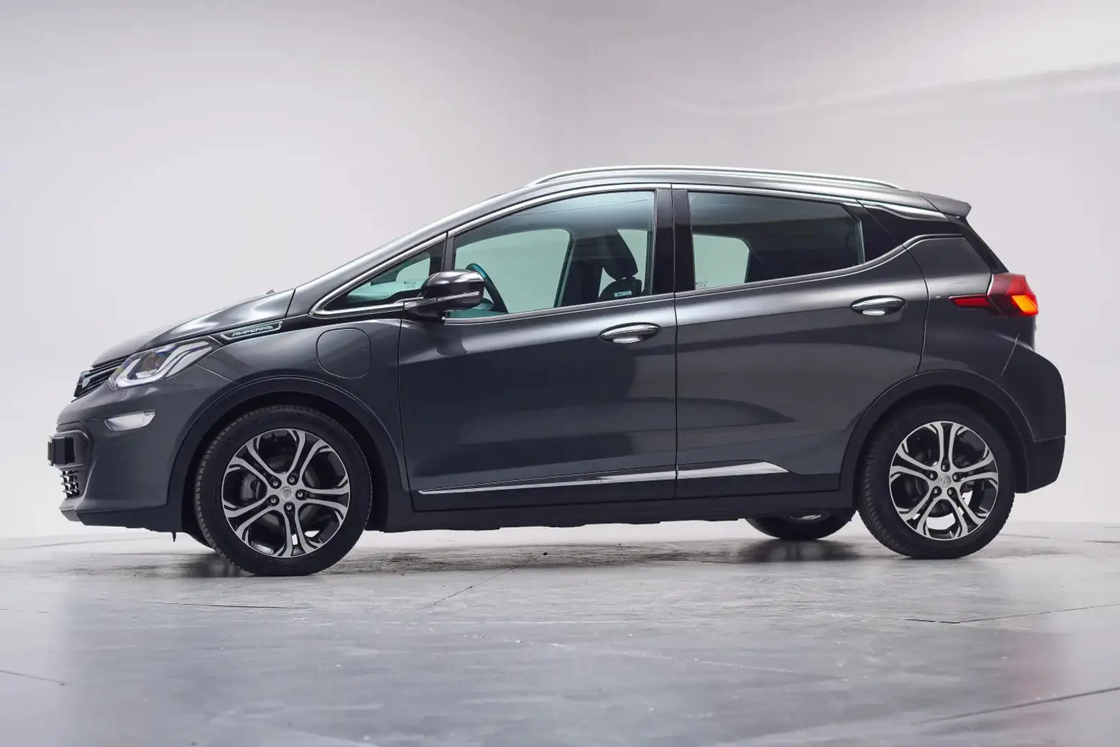 Opel Ampera-E Business Executive 60 kWh [ Bose Leder Camera ] Grau - 2