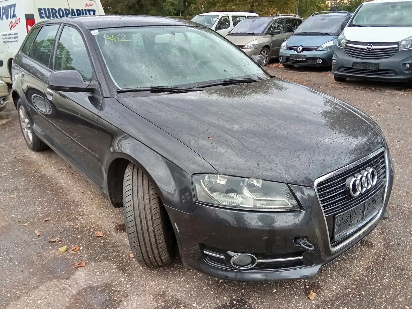 Audi A3 Sportback 1.6 TDI Attraction Grau - 2