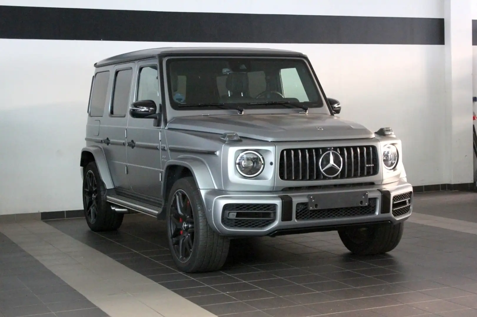Mercedes-Benz G 63 AMG G -Modell Station G 63 AMG Grau - 1