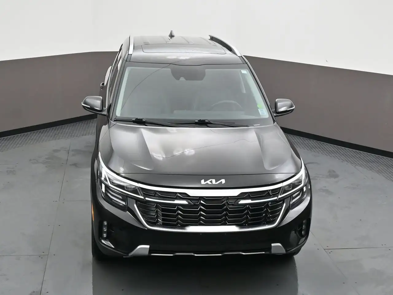 Kia Seltos снимка Kia Seltos