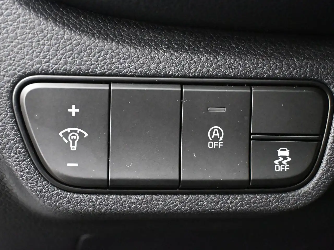 Kia Seltos снимка Kia Seltos