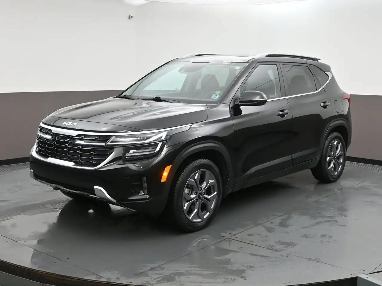 Kia Seltos снимка Kia Seltos