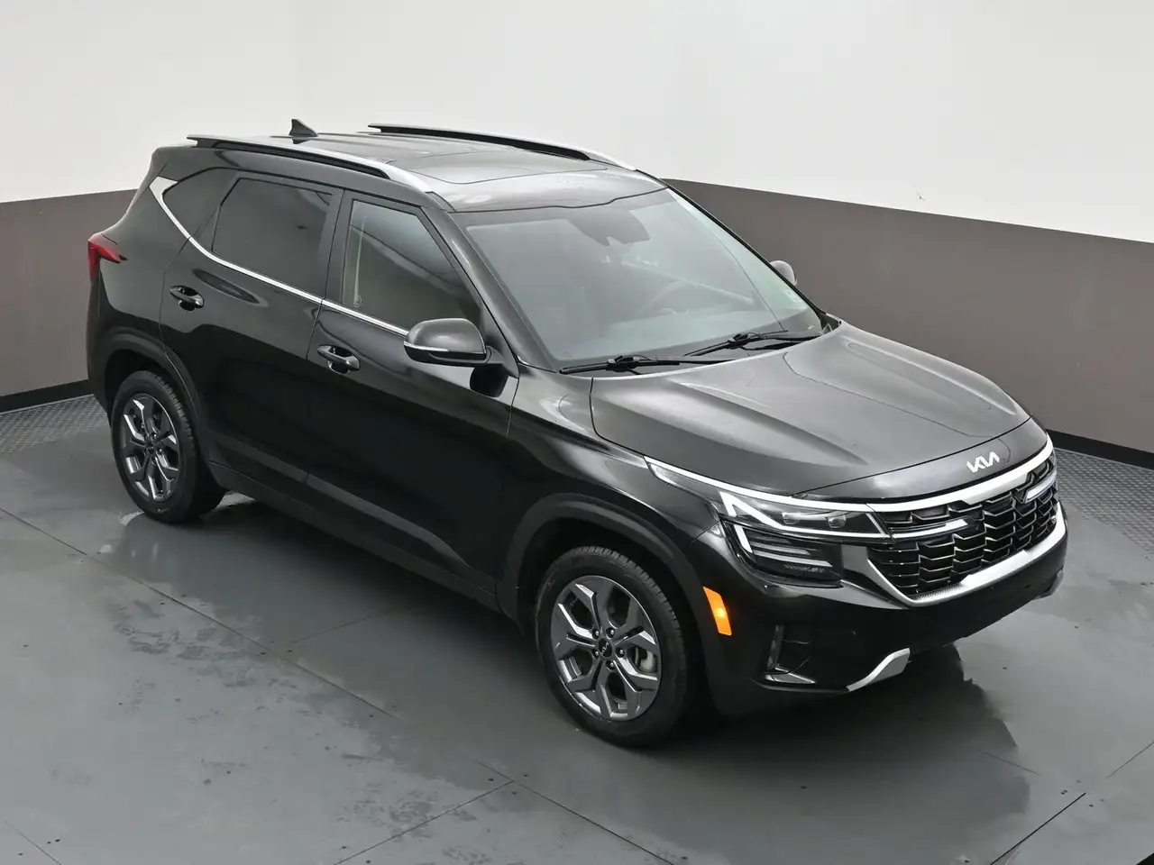 Kia Seltos снимка Kia Seltos