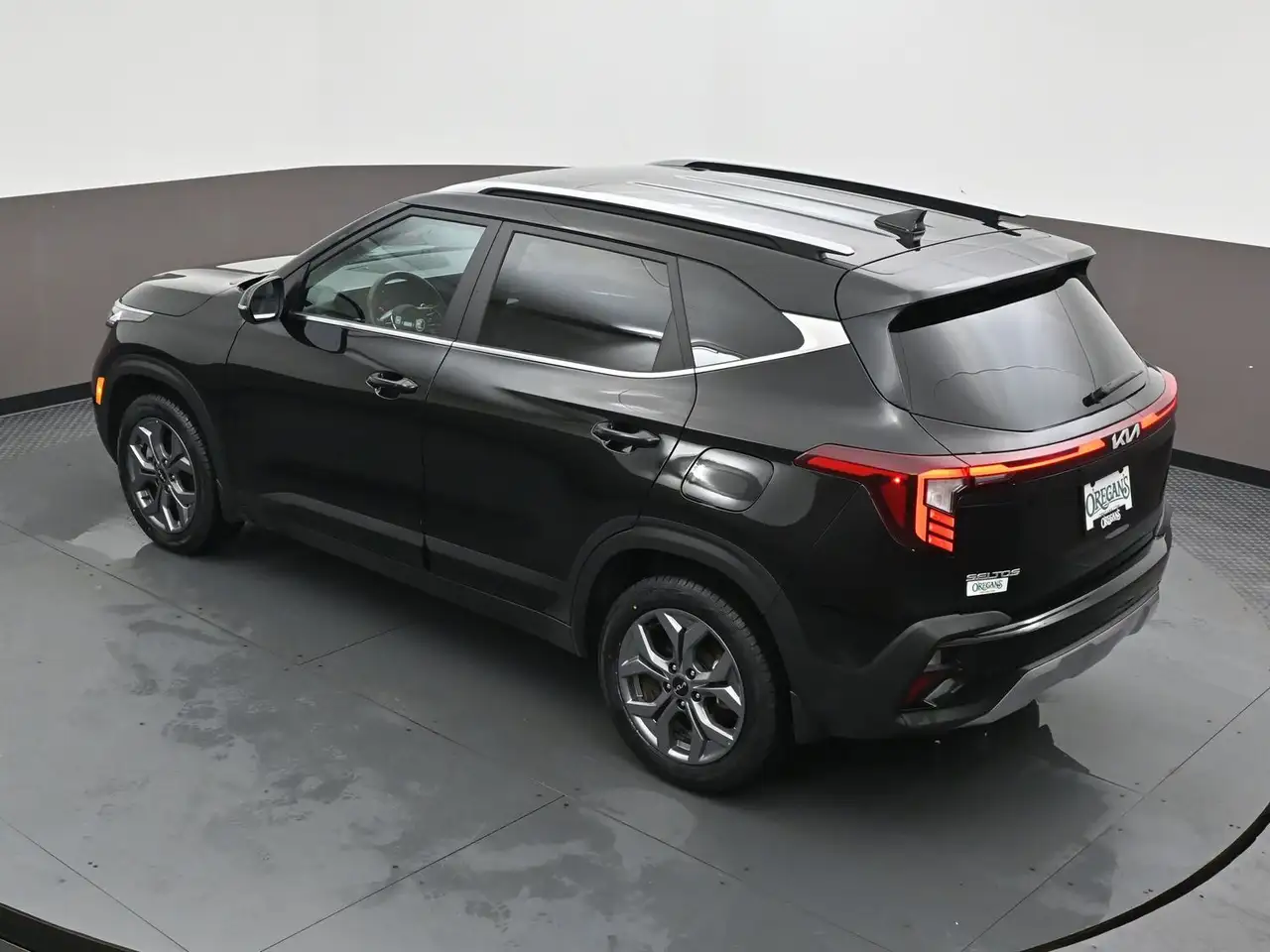 Kia Seltos снимка Kia Seltos