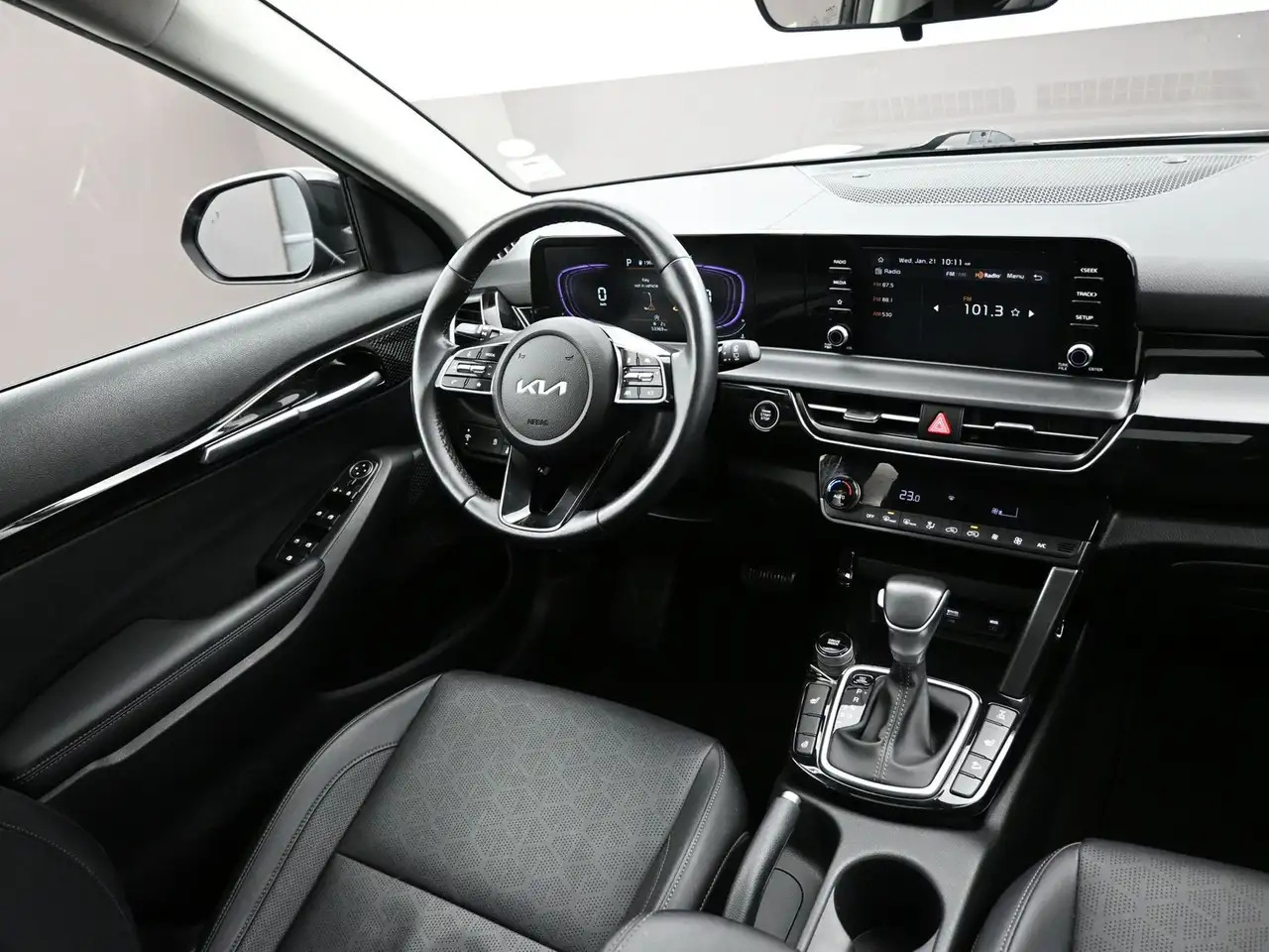 Kia Seltos снимка Kia Seltos