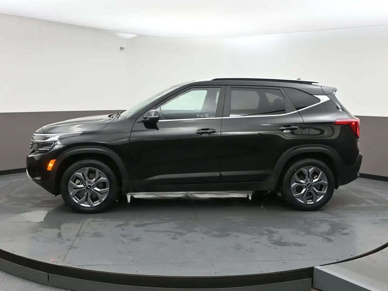 Kia Seltos снимка Kia Seltos