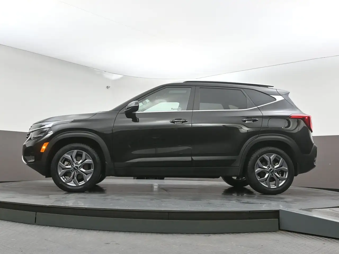 Kia Seltos снимка Kia Seltos