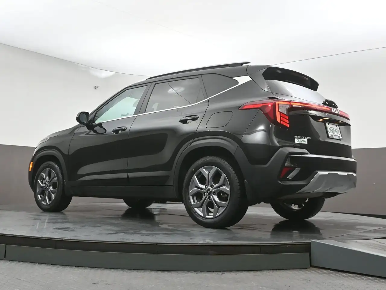 Kia Seltos снимка Kia Seltos