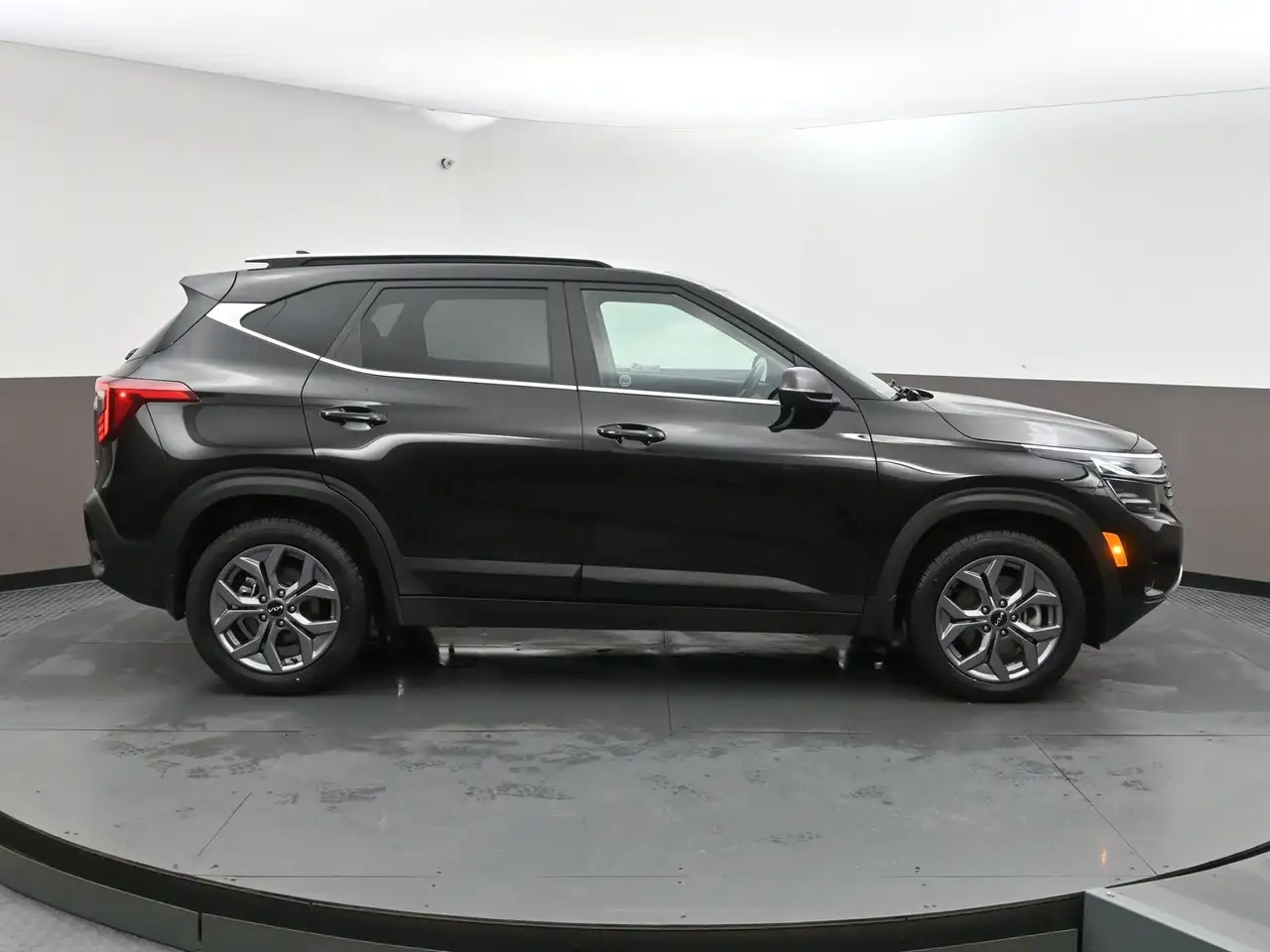 Kia Seltos снимка Kia Seltos
