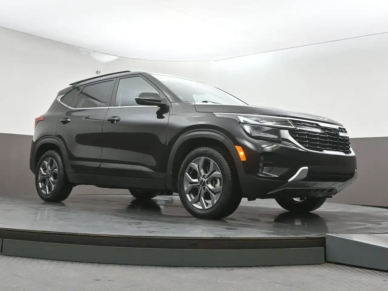 Kia Seltos снимка Kia Seltos