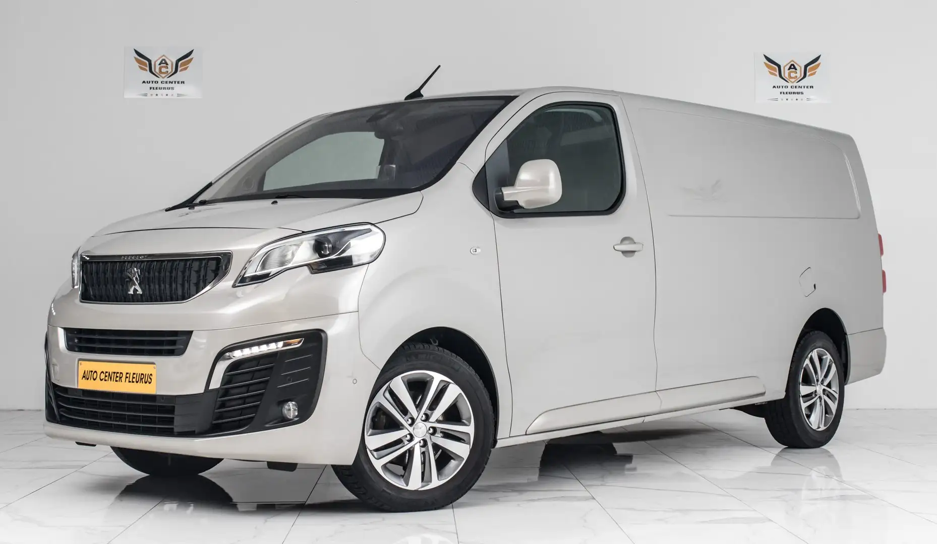 Peugeot Expert 2.0 BlueHDi L3 Long Business S Gris - 1