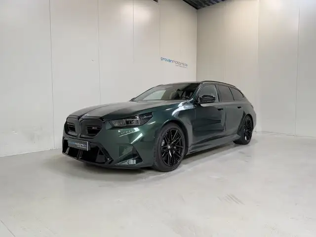 BMW M5 Touring 4.4 V8 PlugIn Hybrid - SoH 95%! Nieuwst...