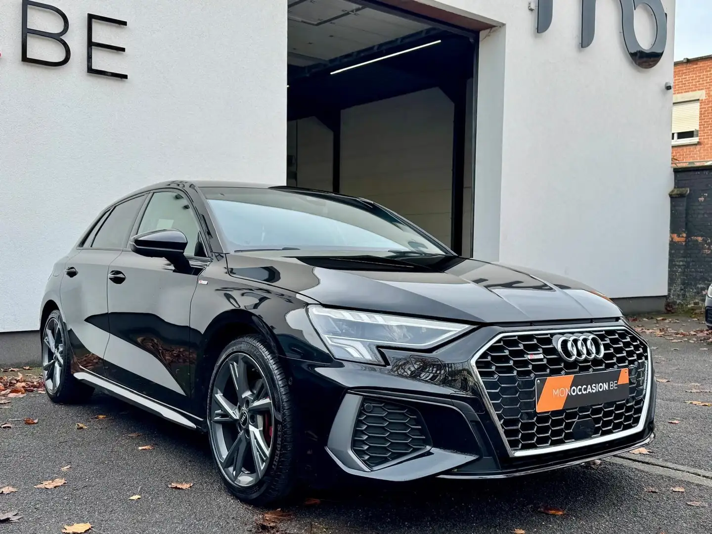 Audi A3 SPORTBACK 30 TDi S-LINE X2 PHARES LED CARPLAY Noir - 2