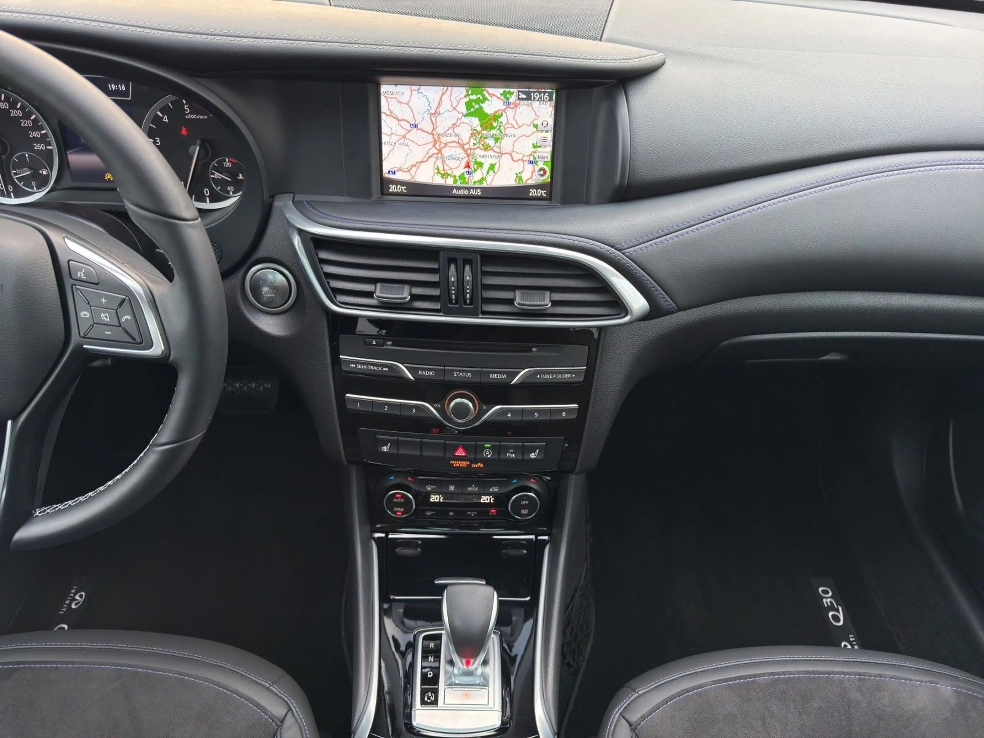 Infiniti Q30 1.6 16V Luxe Tech|Panorama|Kamera|BOSE|DAB — photo 14