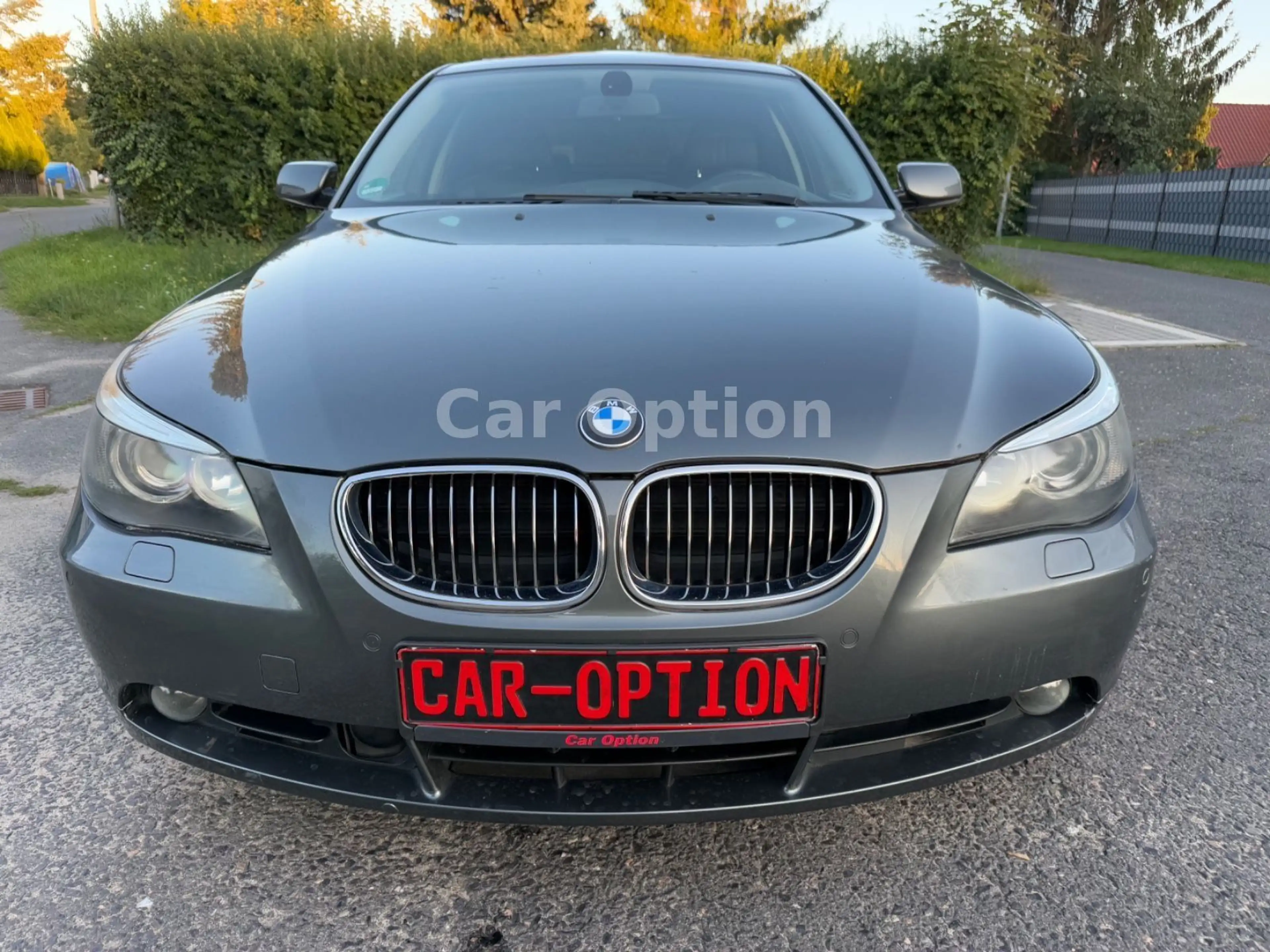 BMW 545 i A/2:Besitz/Komfortsitze//Head-Up/Glasdach — photo 7