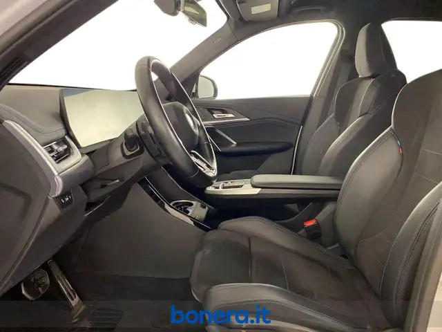 BMW X1 view 14