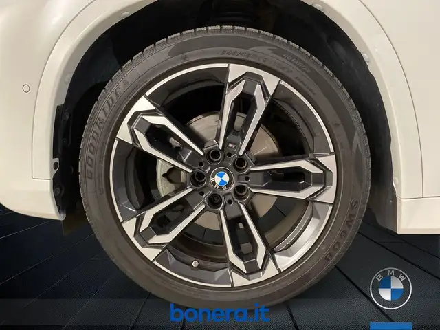 BMW X1 view 12