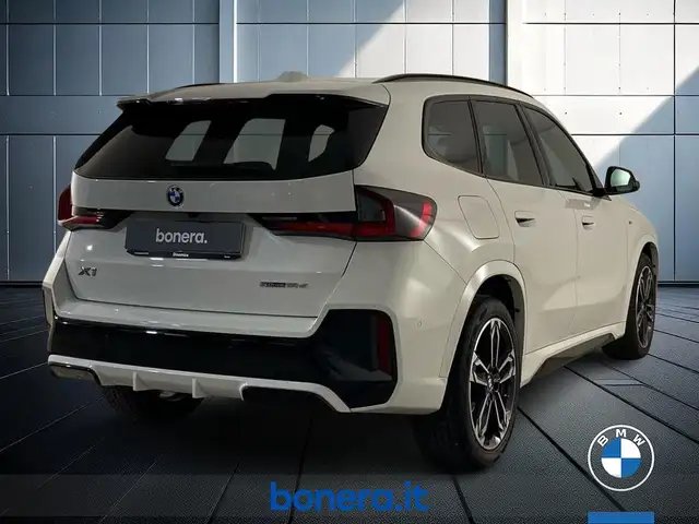 BMW X1 view 6