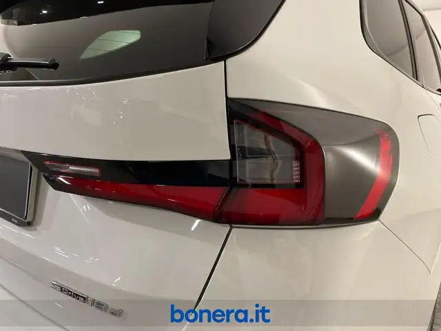 BMW X1 view 11