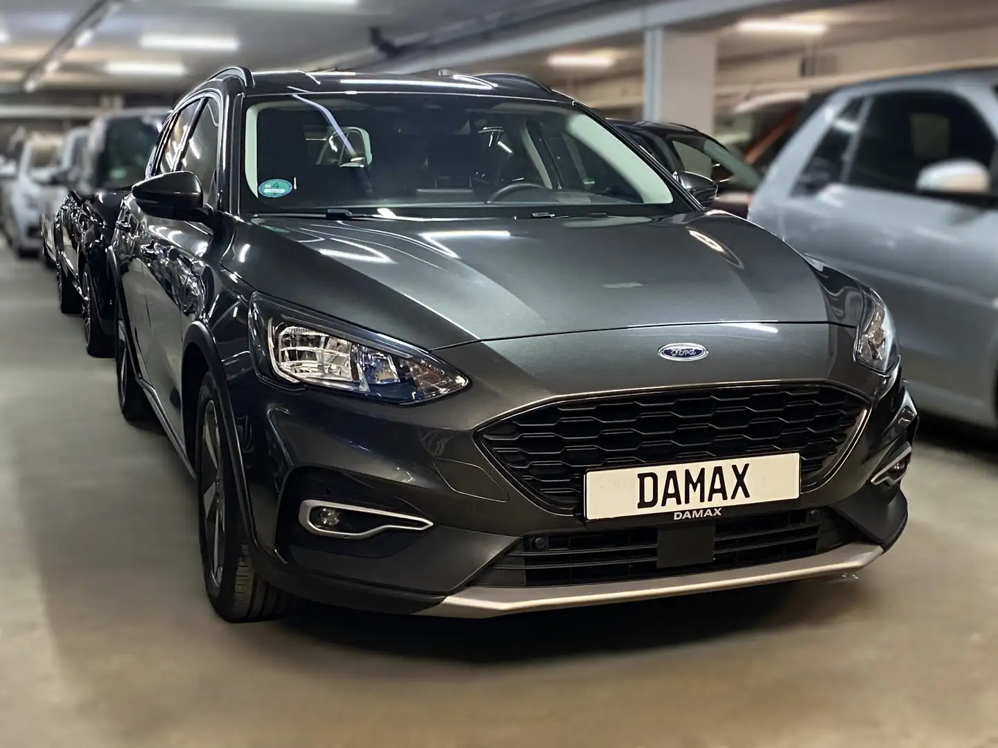Ford Focus Active*NAVI*PDC*AHK Grey - 2