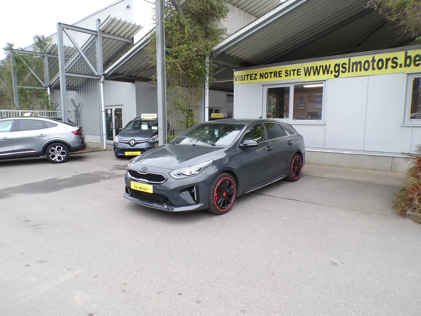Kia ProCeed / pro_cee'd 1.0T-GDi 120cv 5portes noir08/19 45690km Airco GPS Gris - 1