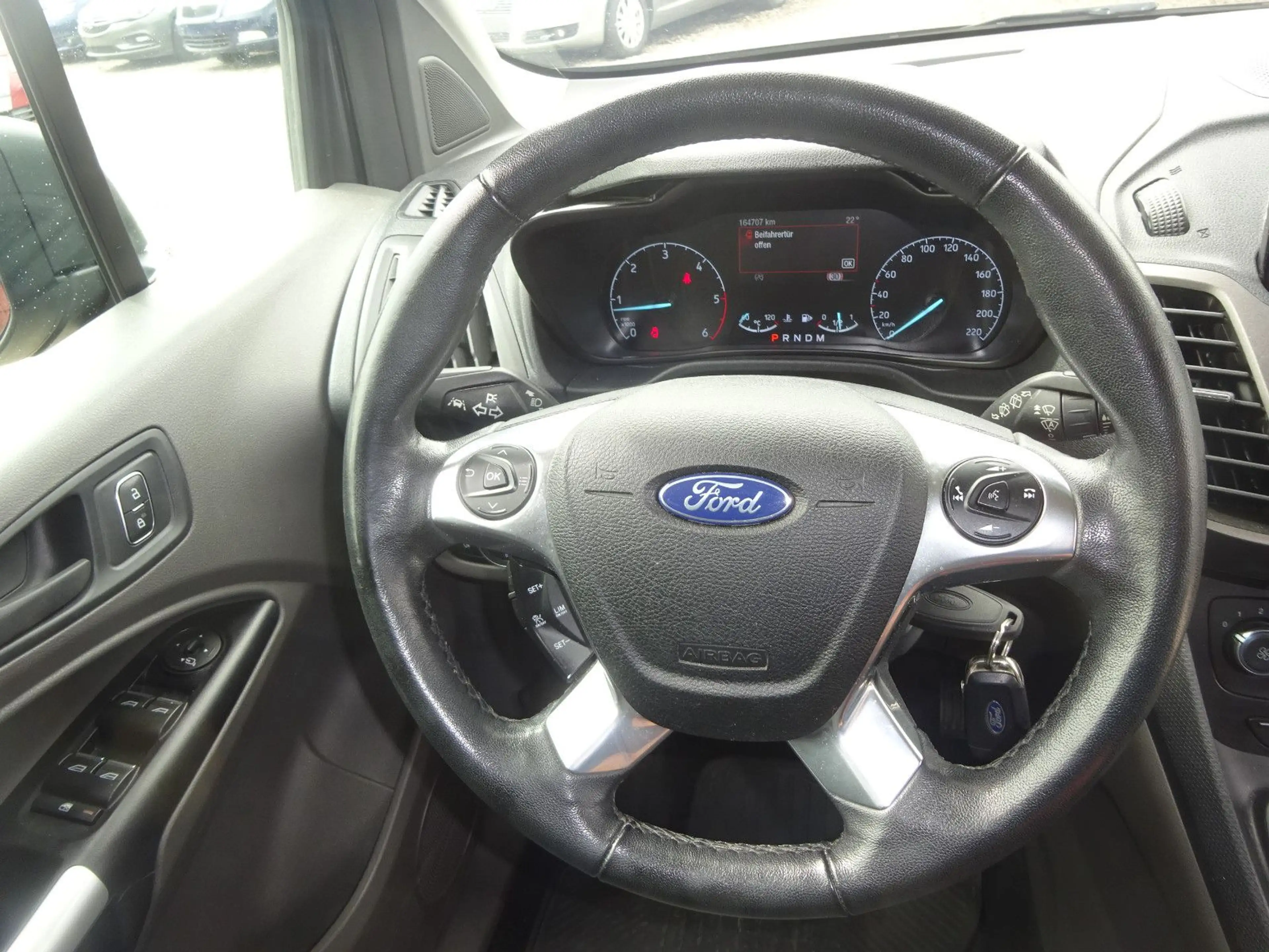 Ford Grand Tourneo Connect 1.5 EcoBlue 74kW Auto Tren — photo 13