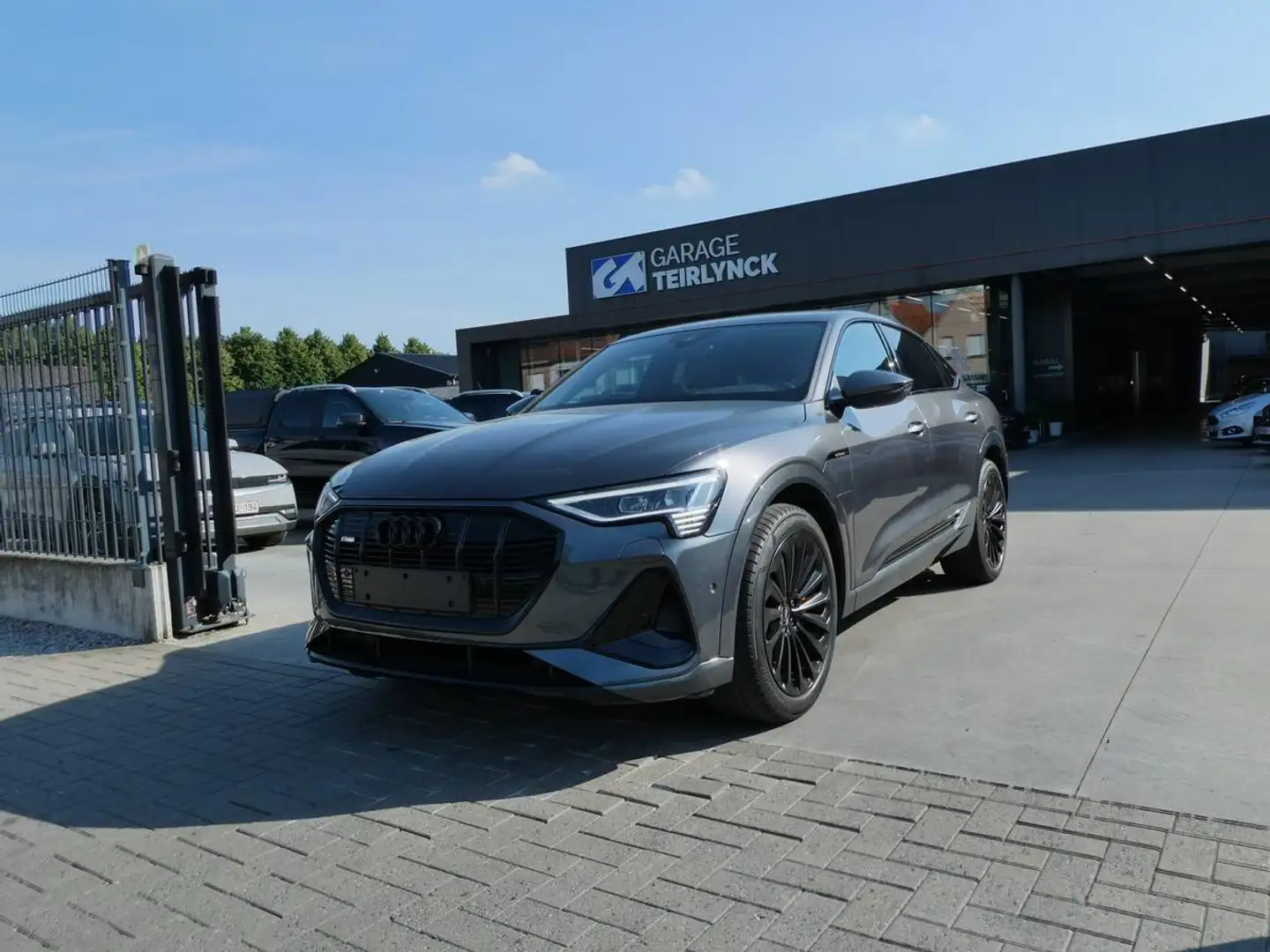 Audi e-tron Sportback 50 Quattro 313pk 2x S-Line Black Pack Trekhaak Camera Leder (19836) Gris - 1