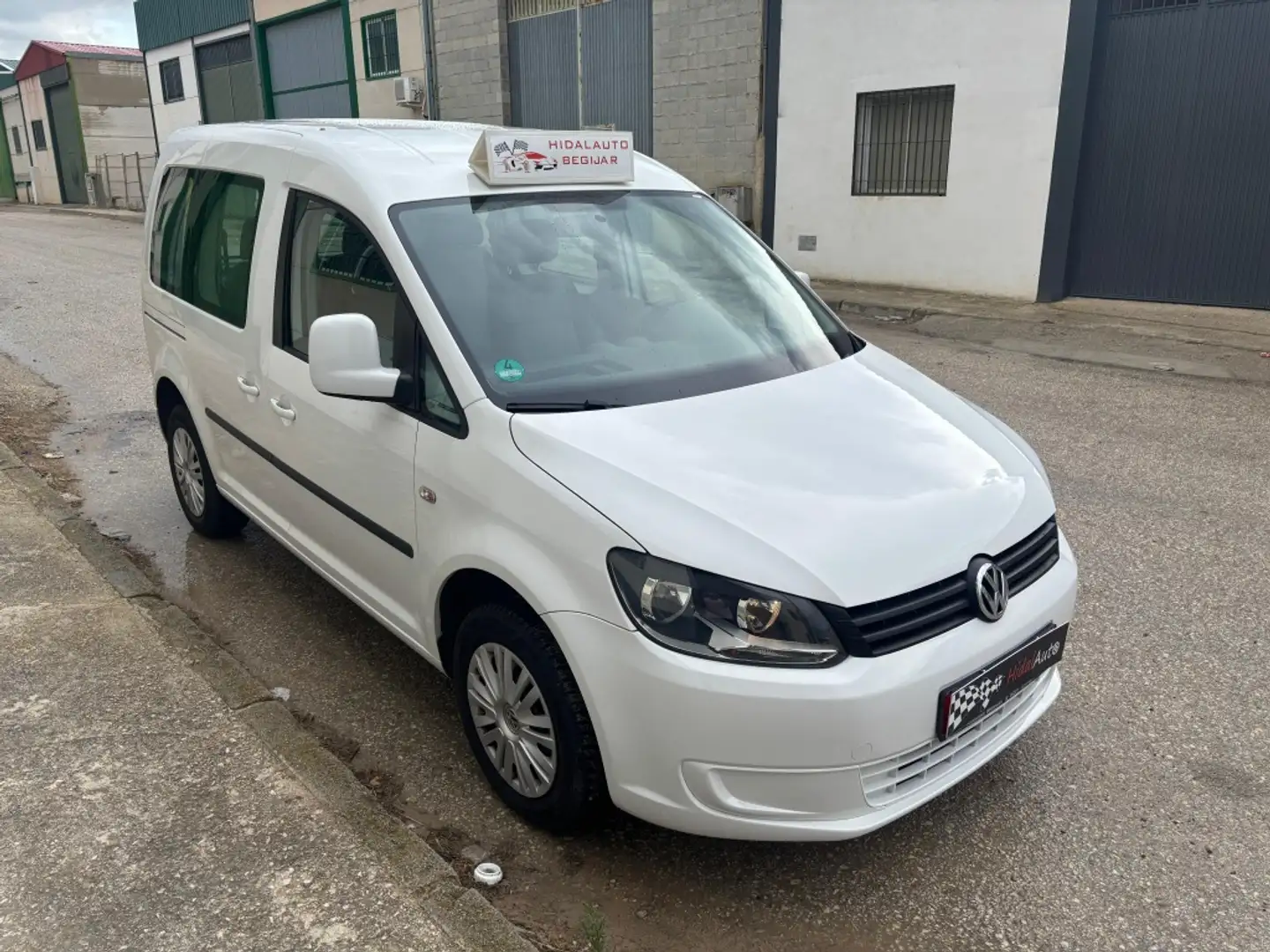 Volkswagen Caddy 1.6TDI BMT Trendline 102 Blanco - 1