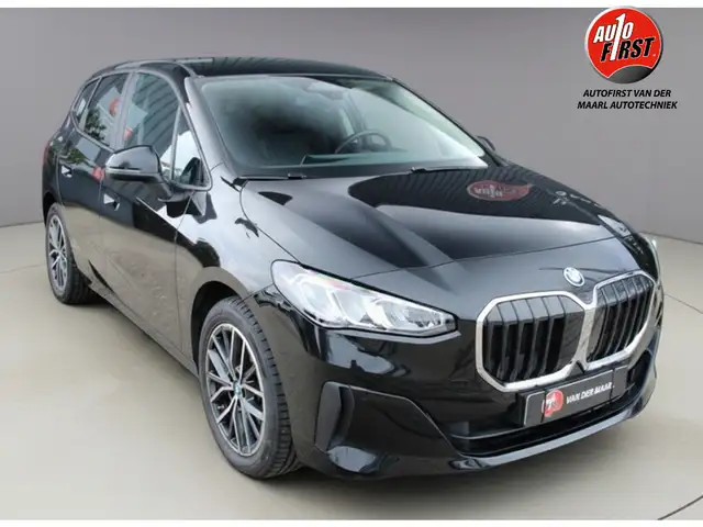 BMW 225 2-serie Active Tourer 225e xDrive tot 80km elektri